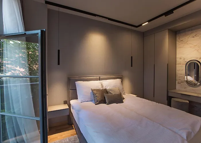 Ulanski - Park アパート ポズナン