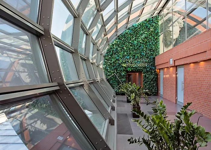 Ulanski - Park アパート ポズナン